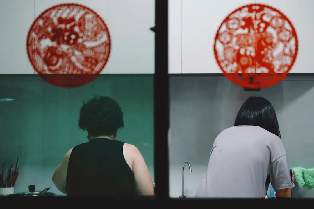 重庆惠佳贝油烟机清洗技术升级：环保药剂与深度清洁流程解析